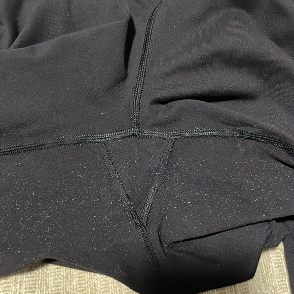 Lululemon Leggings Size 8 - Picture 3 of 3